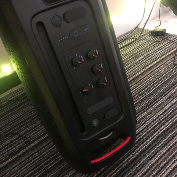 Open box - Picture 7 of 11